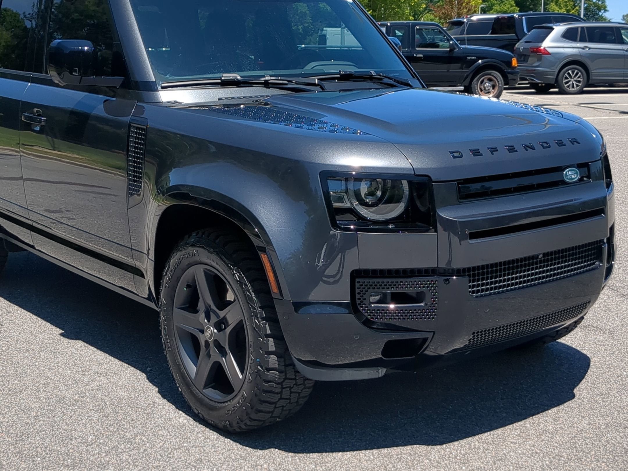 2024 Land Rover Defender X-Dynamic SE