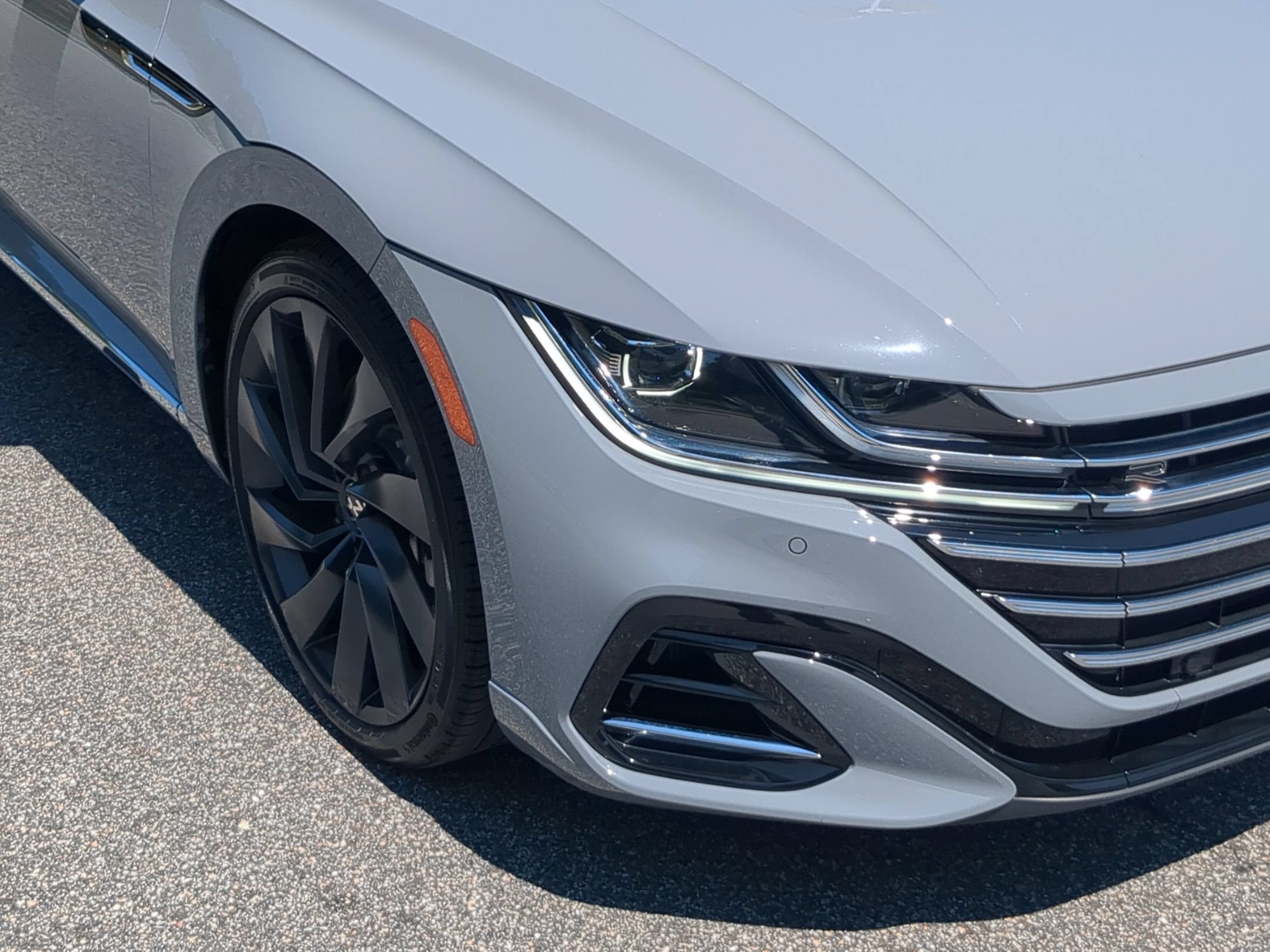 2023 Volkswagen Arteon SEL R-Line