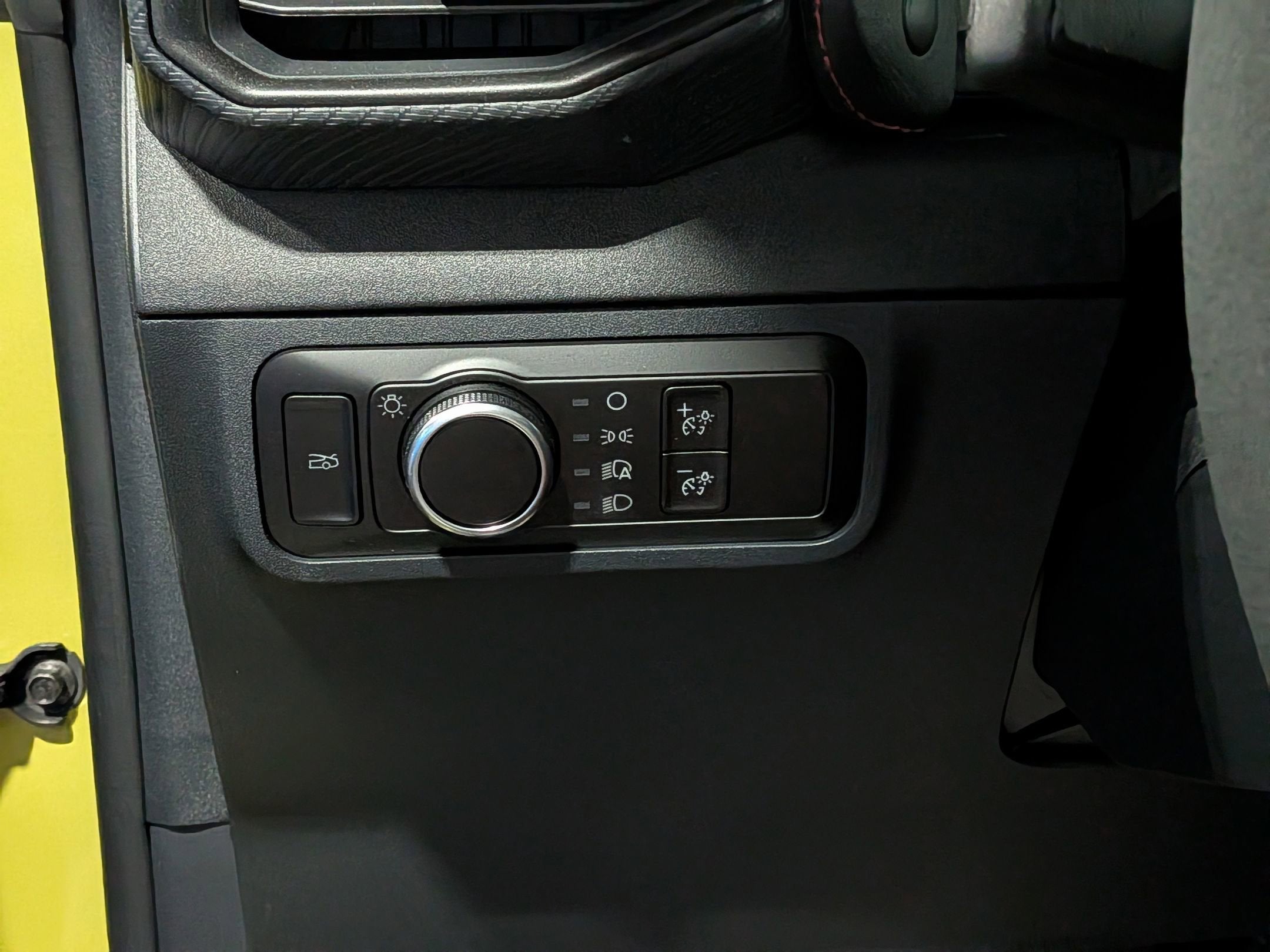 2025 Ford Mustang GT Saleen Yellow Label