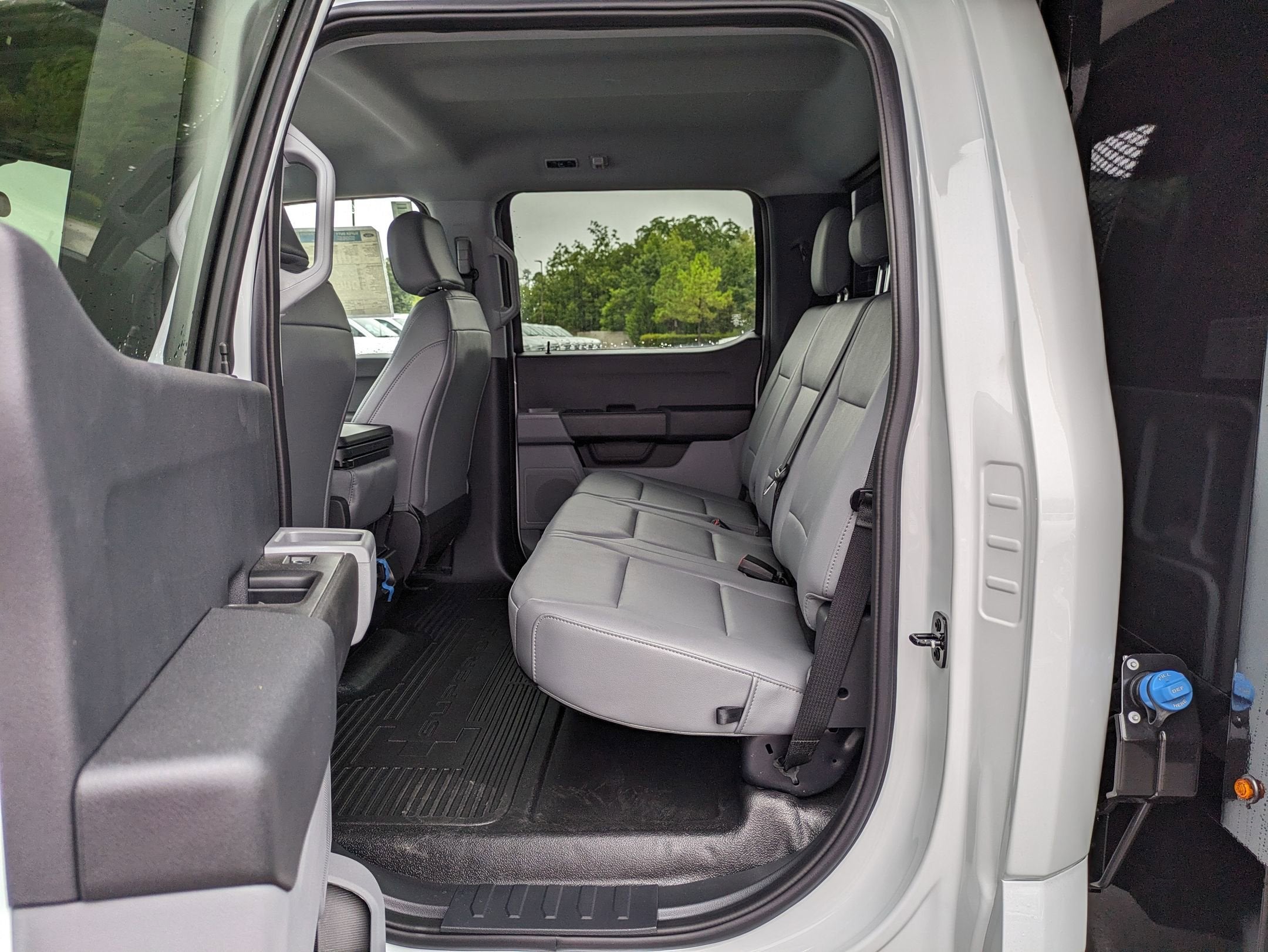 2025 Ford Super Duty F-550 DRW XL