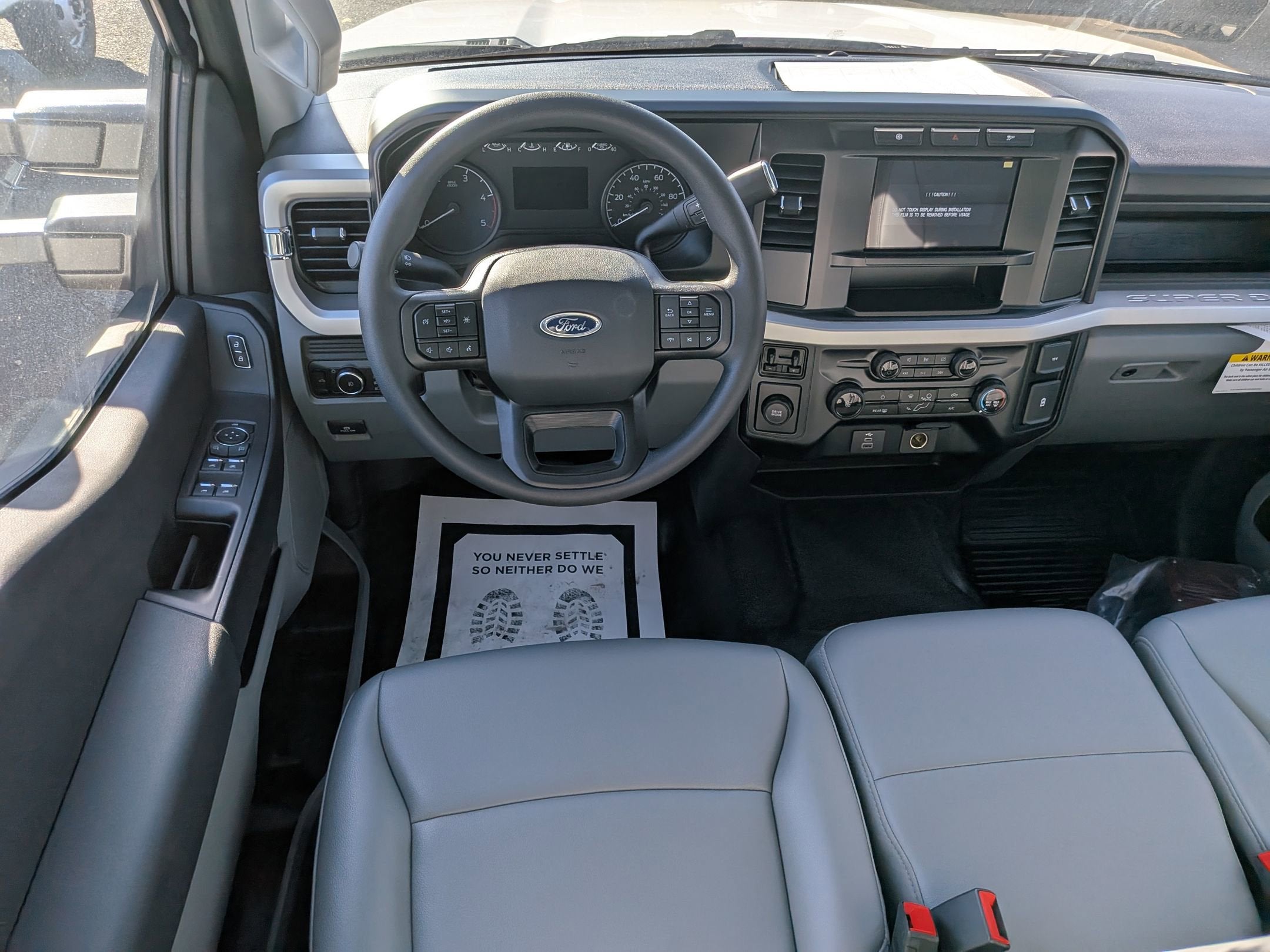 2024 Ford Super Duty F-350 DRW XL