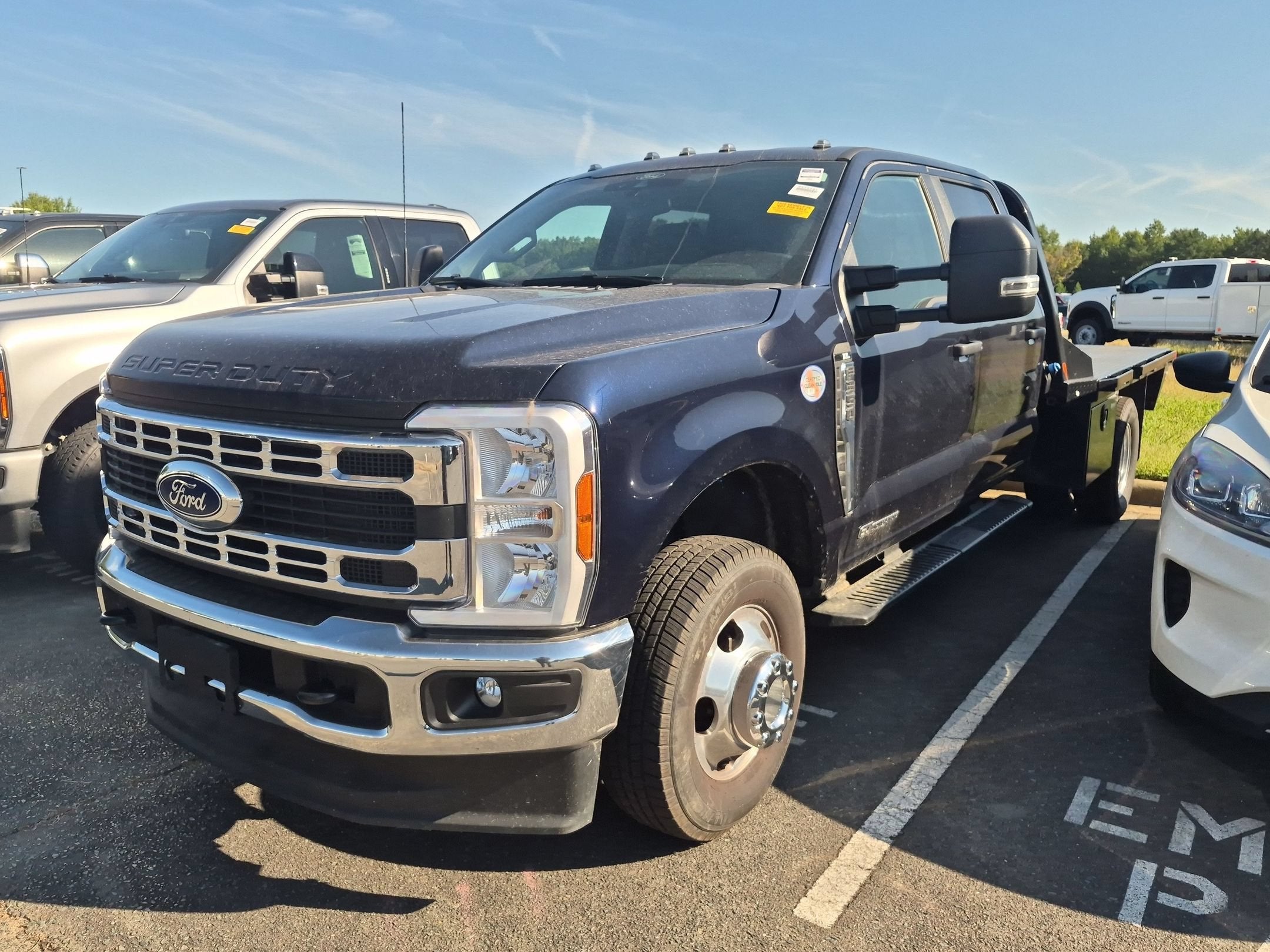2025 Ford Super Duty F-350 DRW XL