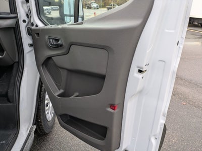 2025 Ford Transit Cutaway Base