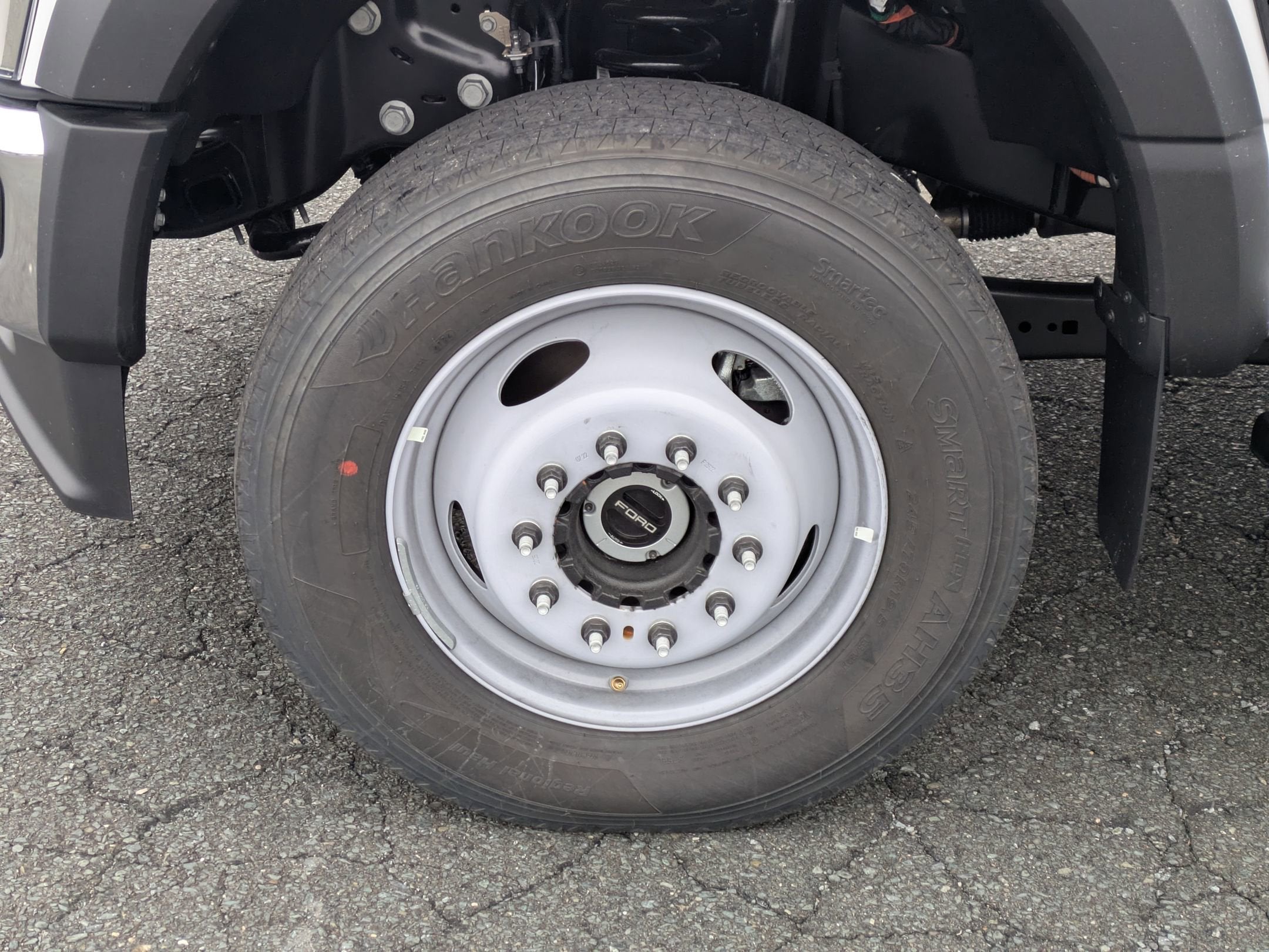 2025 Ford Super Duty F-600 DRW XL