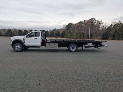 2025 Ford Super Duty F-600 DRW XL