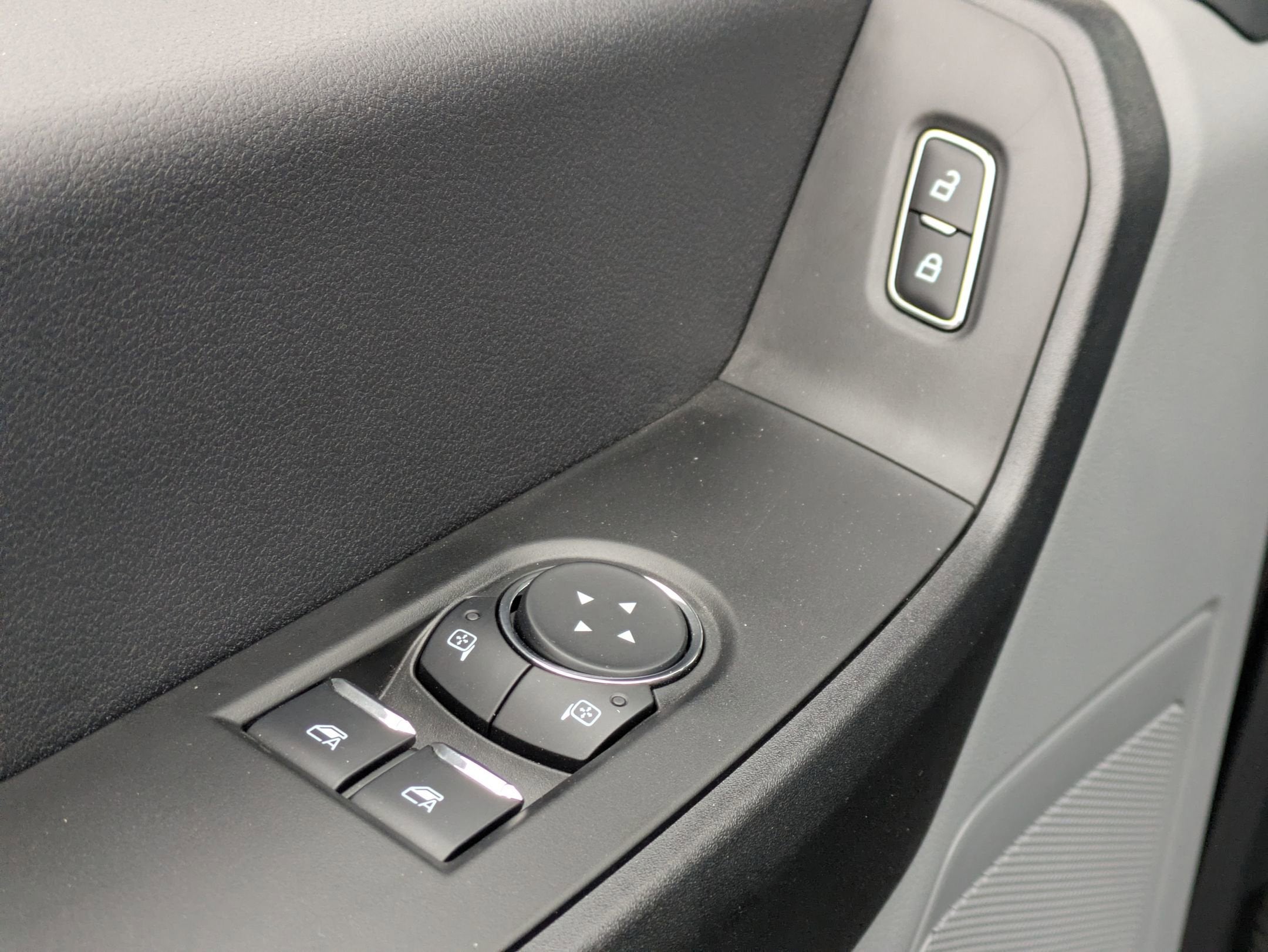 2025 Ford Super Duty F-600 DRW XL