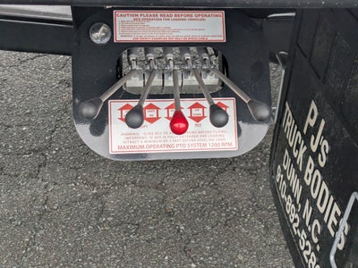 2025 Ford Super Duty F-600 DRW XL