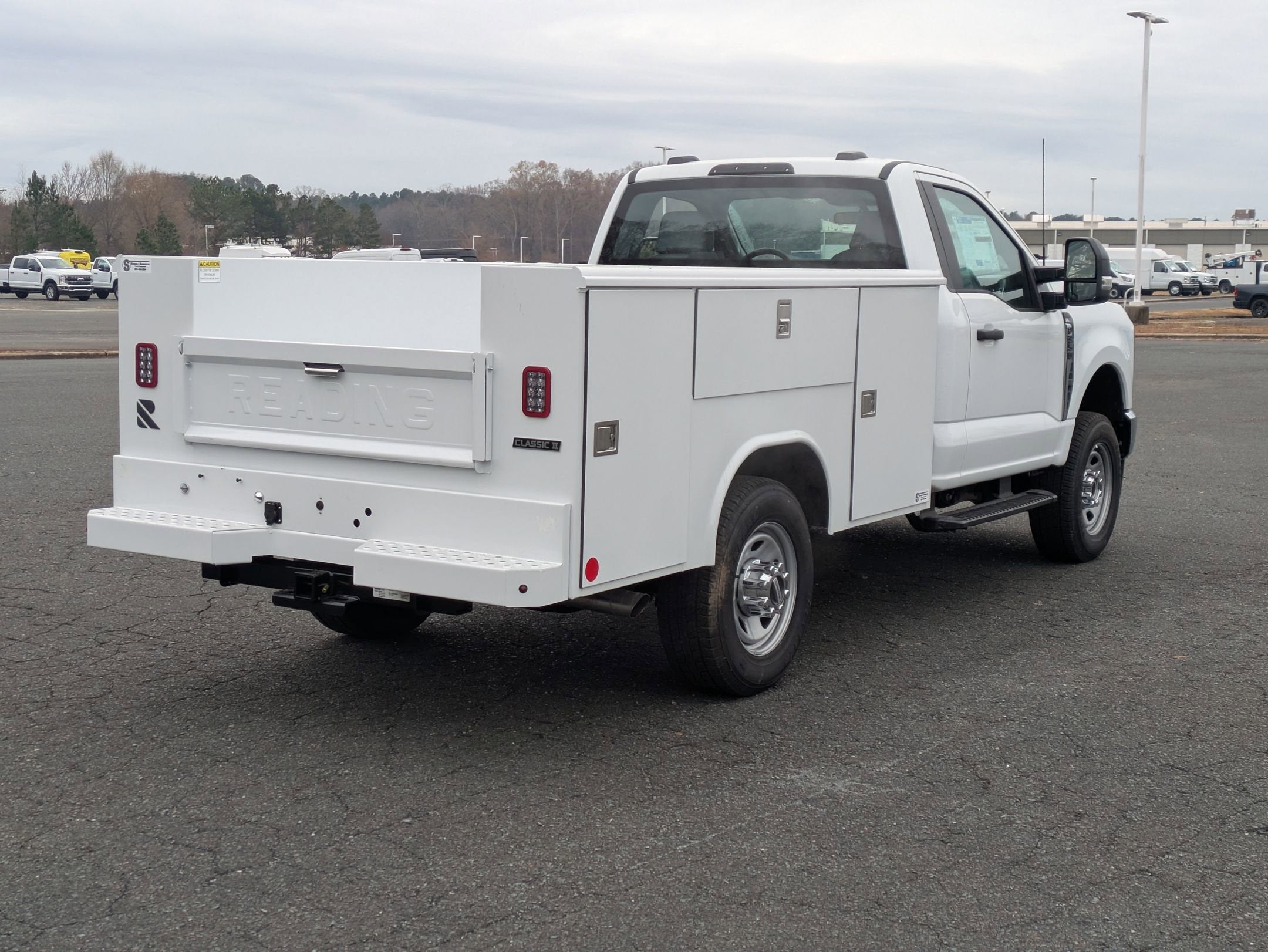 2025 Ford Super Duty F-350 SRW XL