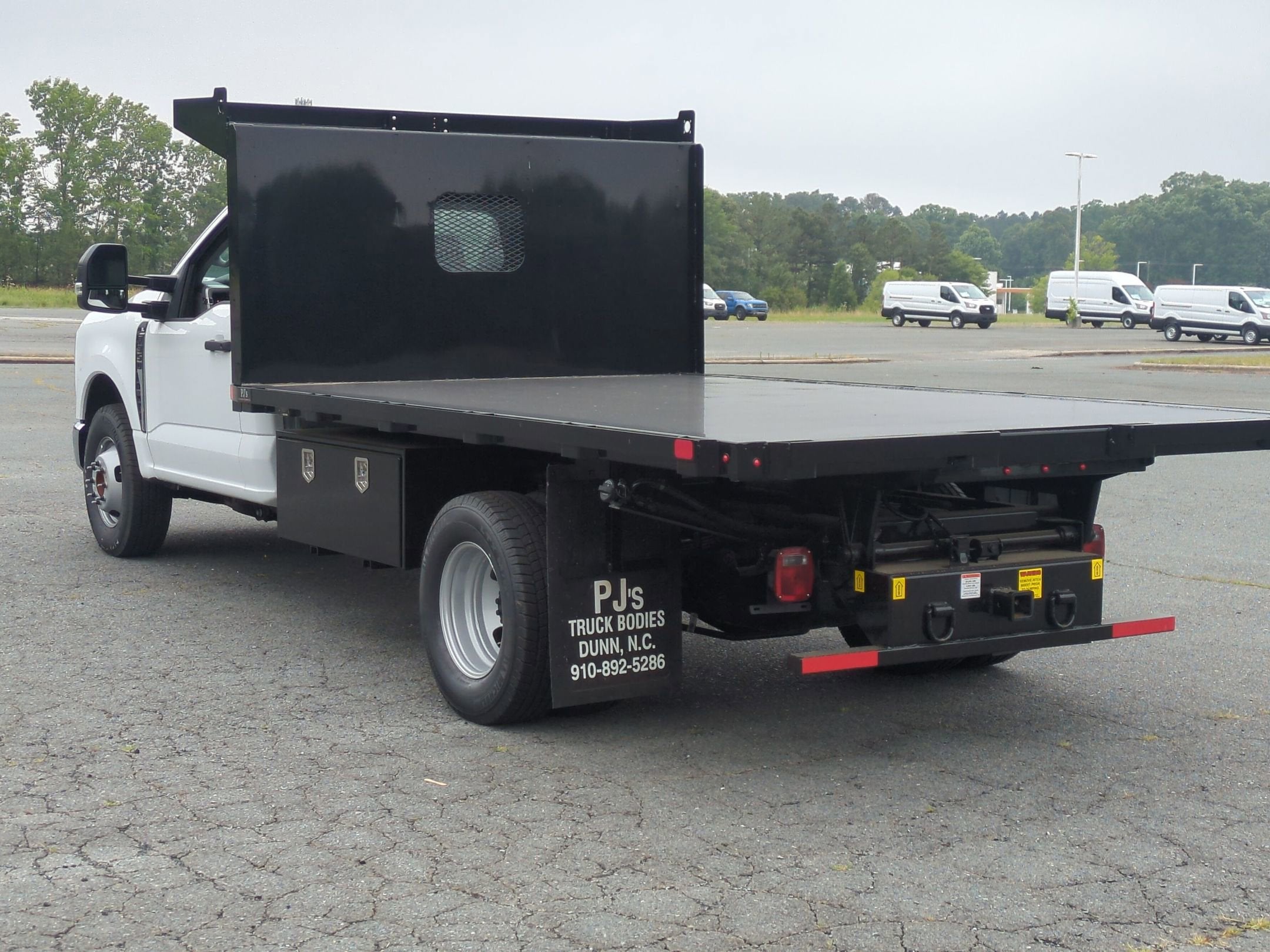 2026 Ford Super Duty F-350 DRW Base