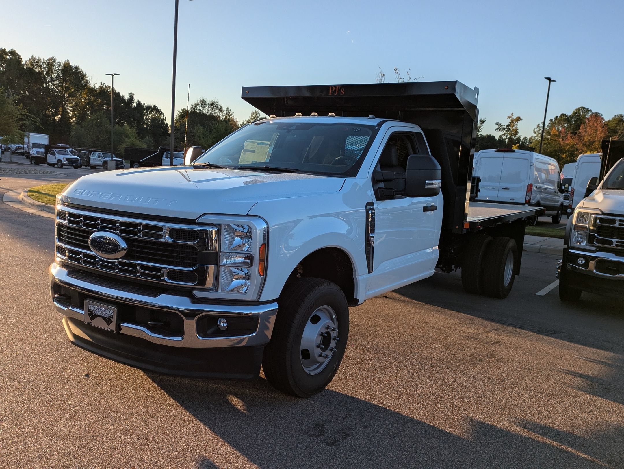 2026 Ford Super Duty F-350 DRW XL PJs12ft Flatbed Dump