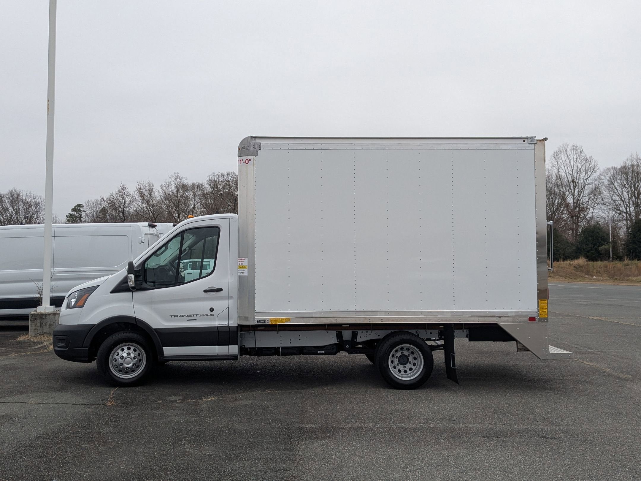 2024 Ford Transit Cutaway 12FT Box