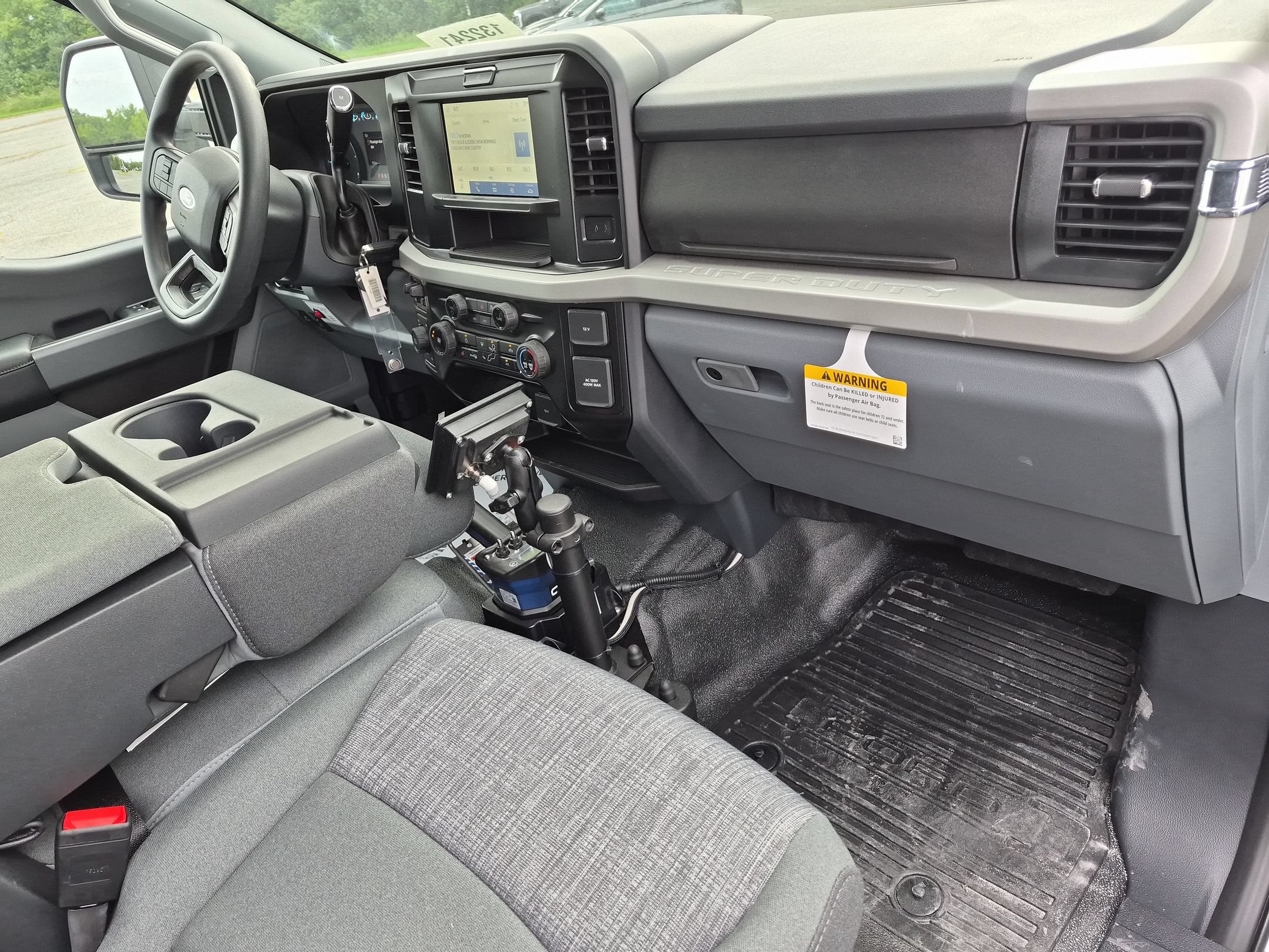2026 Ford Super Duty F-550 DRW XLT