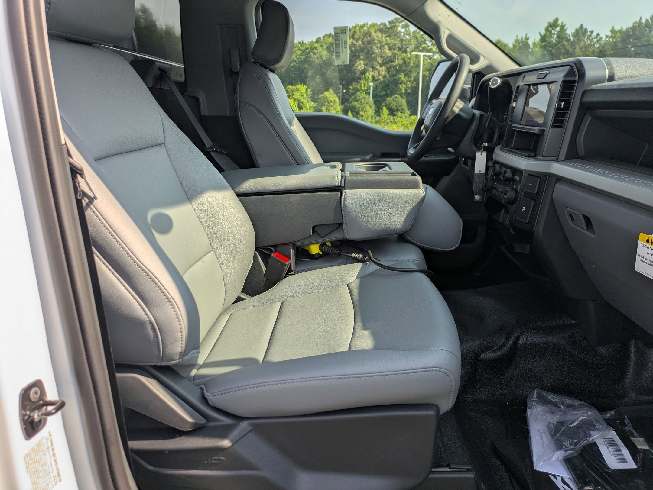 2025 Ford Super Duty F-550 DRW XL