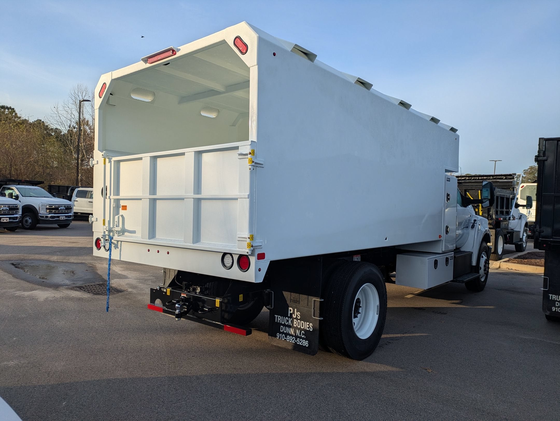 2026 Ford F-750SD Base