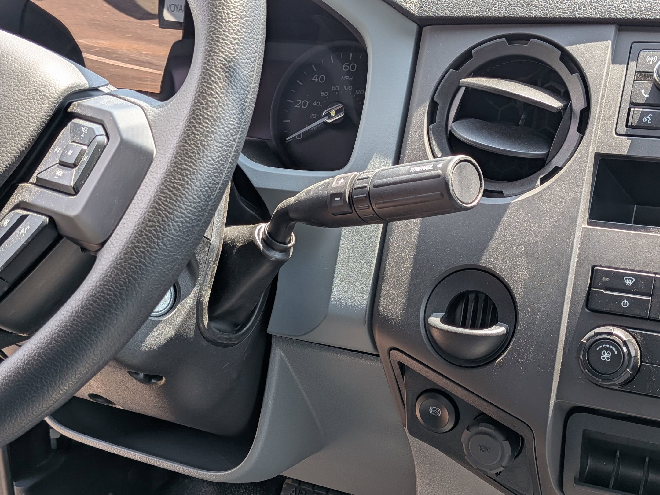 2027 Ford F-750SD Base