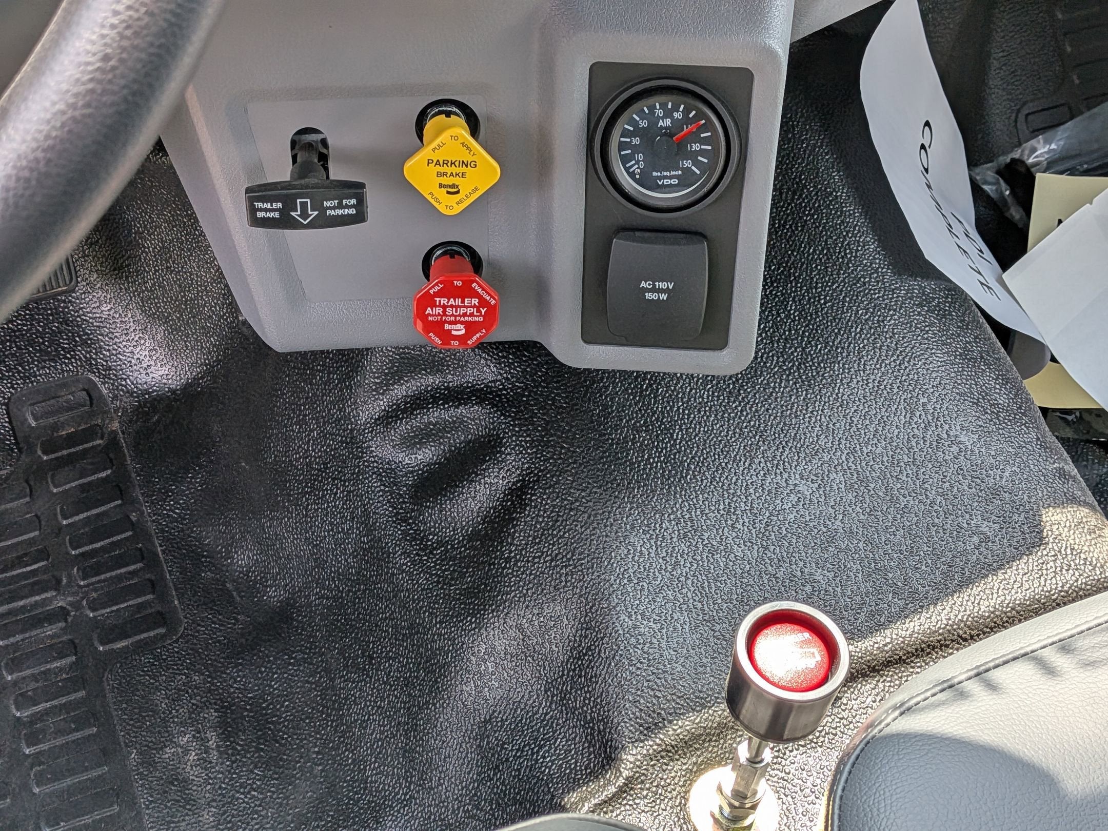 2027 Ford F-750SD Base