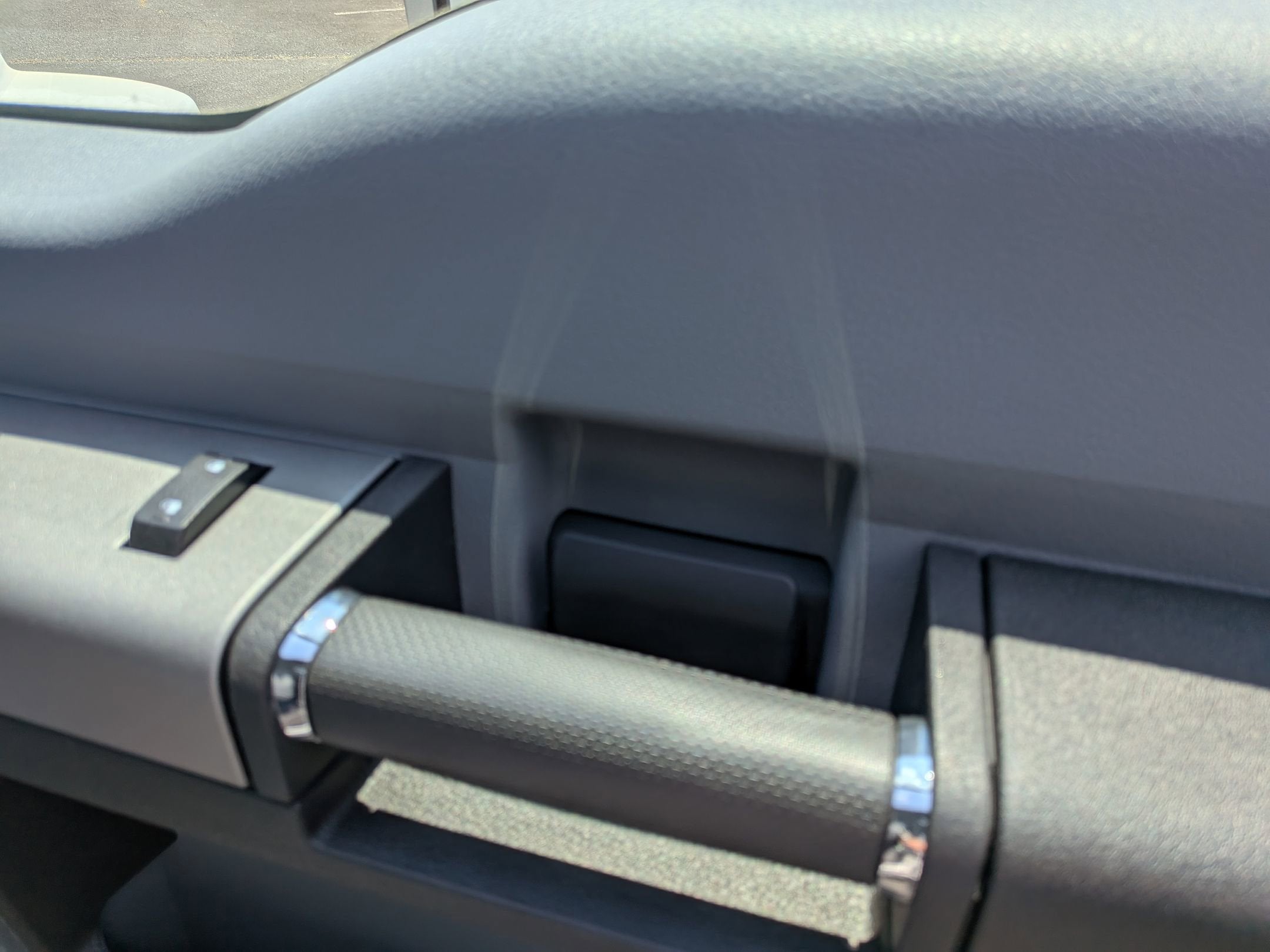 2027 Ford F-750SD Base