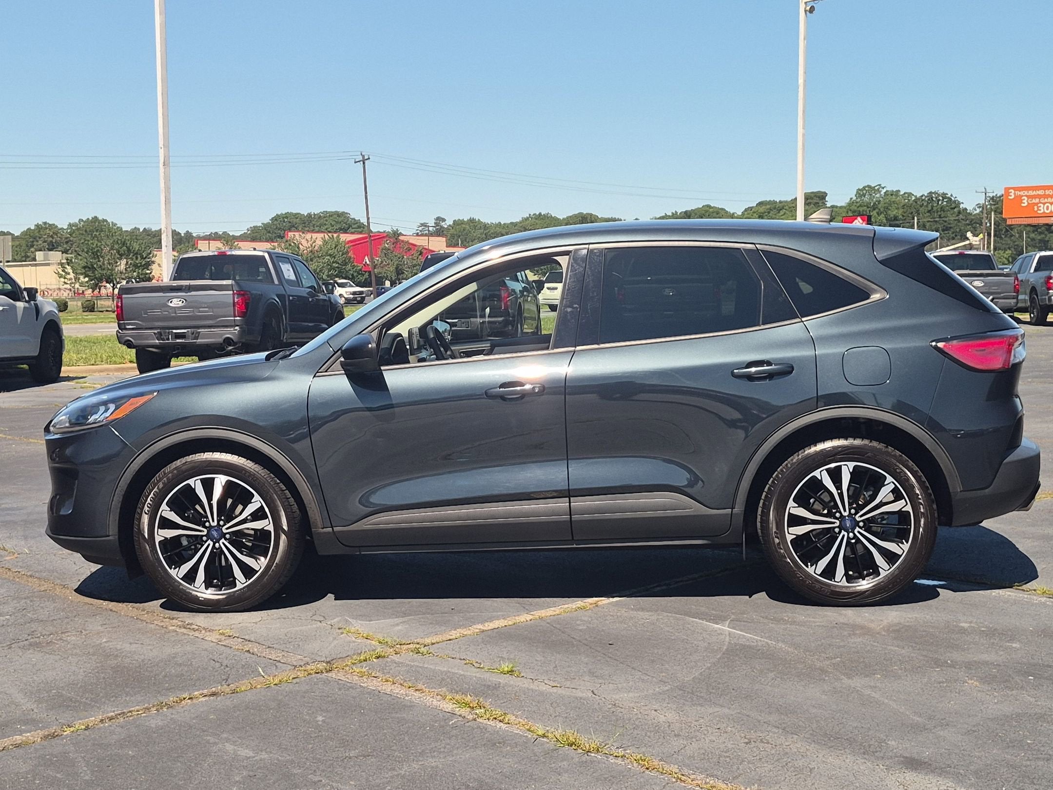 2022 Ford Escape SE