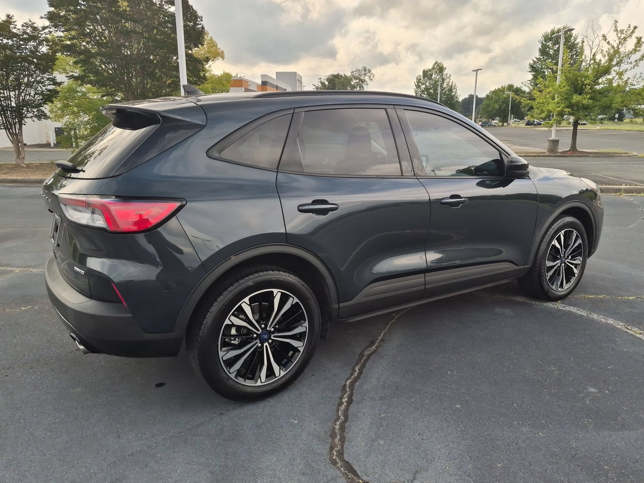 2022 Ford Escape SE
