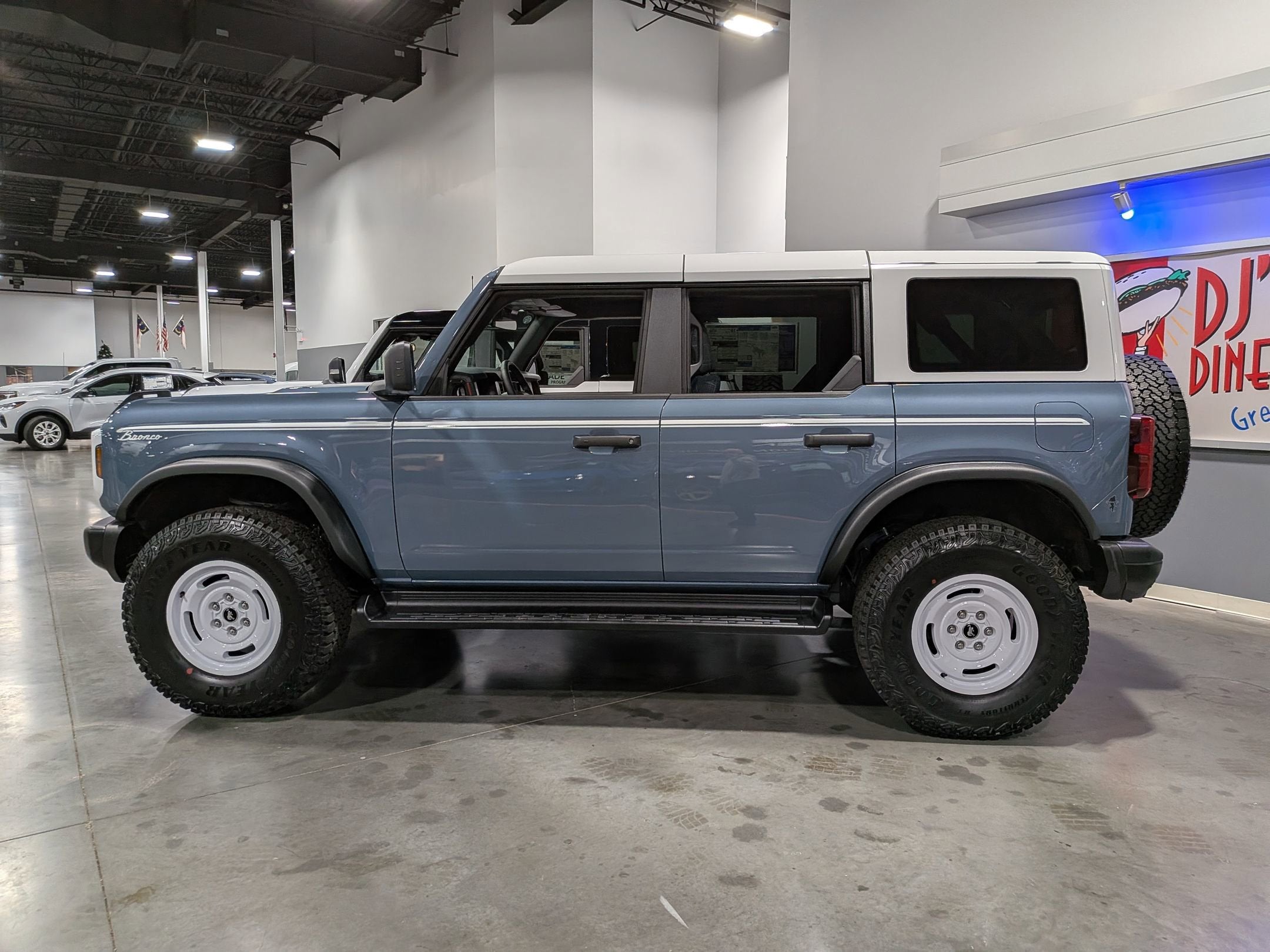 2025 Ford Bronco Heritage Edition