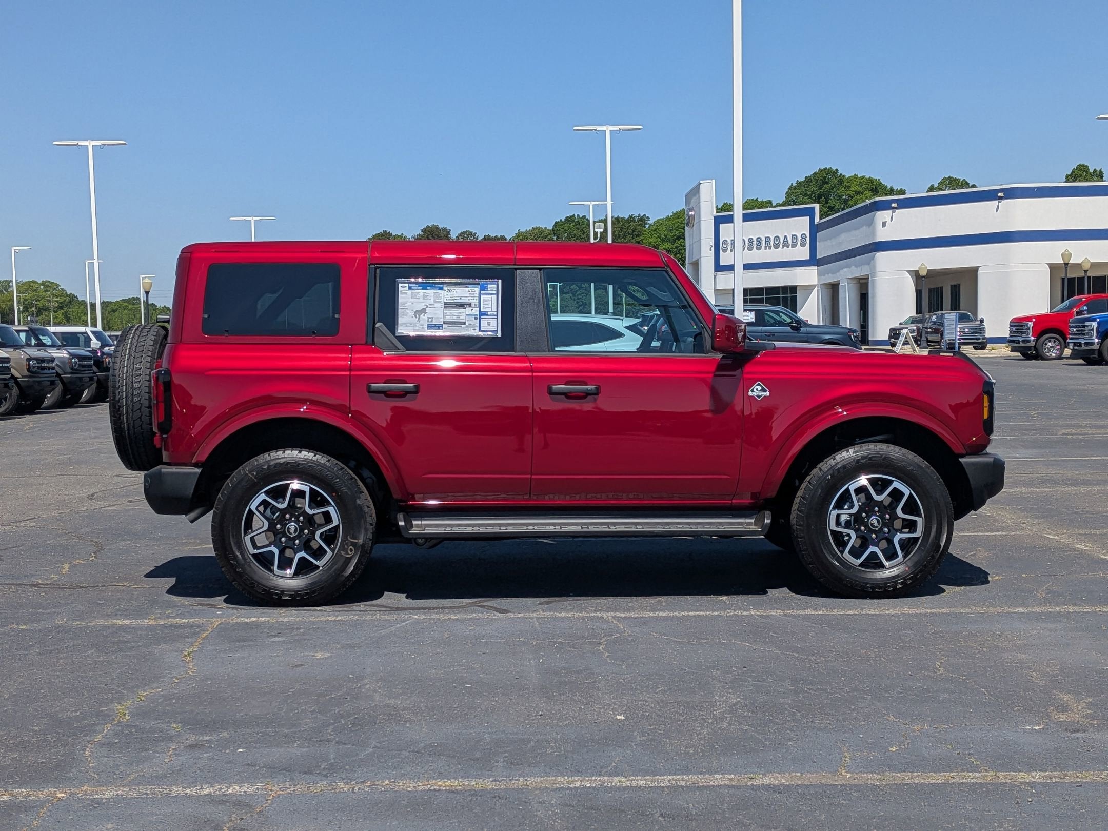 2026 Ford Bronco Outer Banks