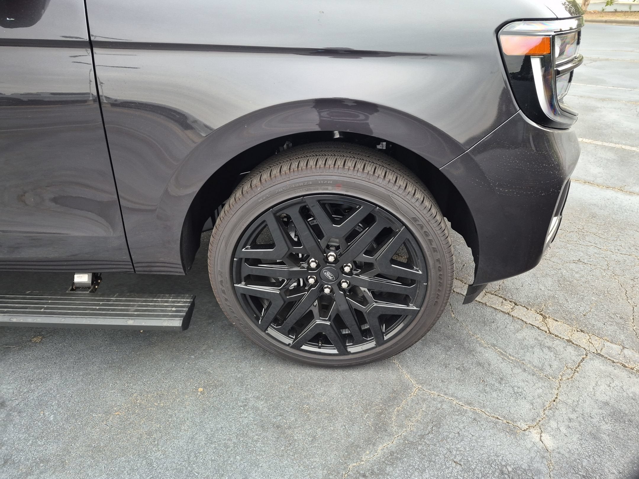 2027 Ford Expedition Max Platinum