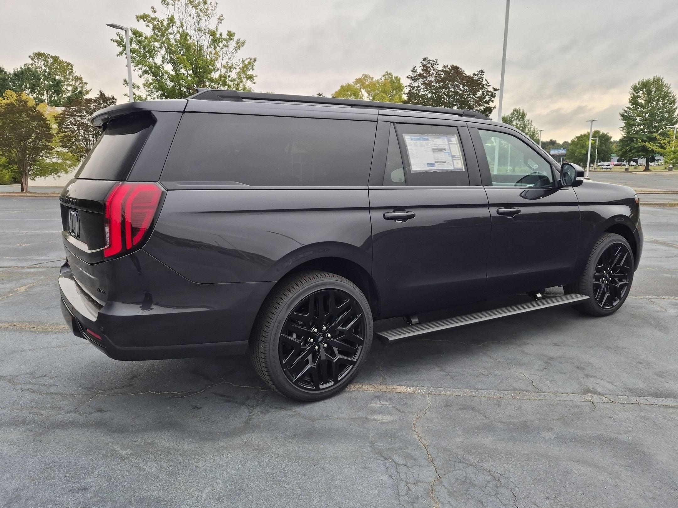 2027 Ford Expedition Max Platinum