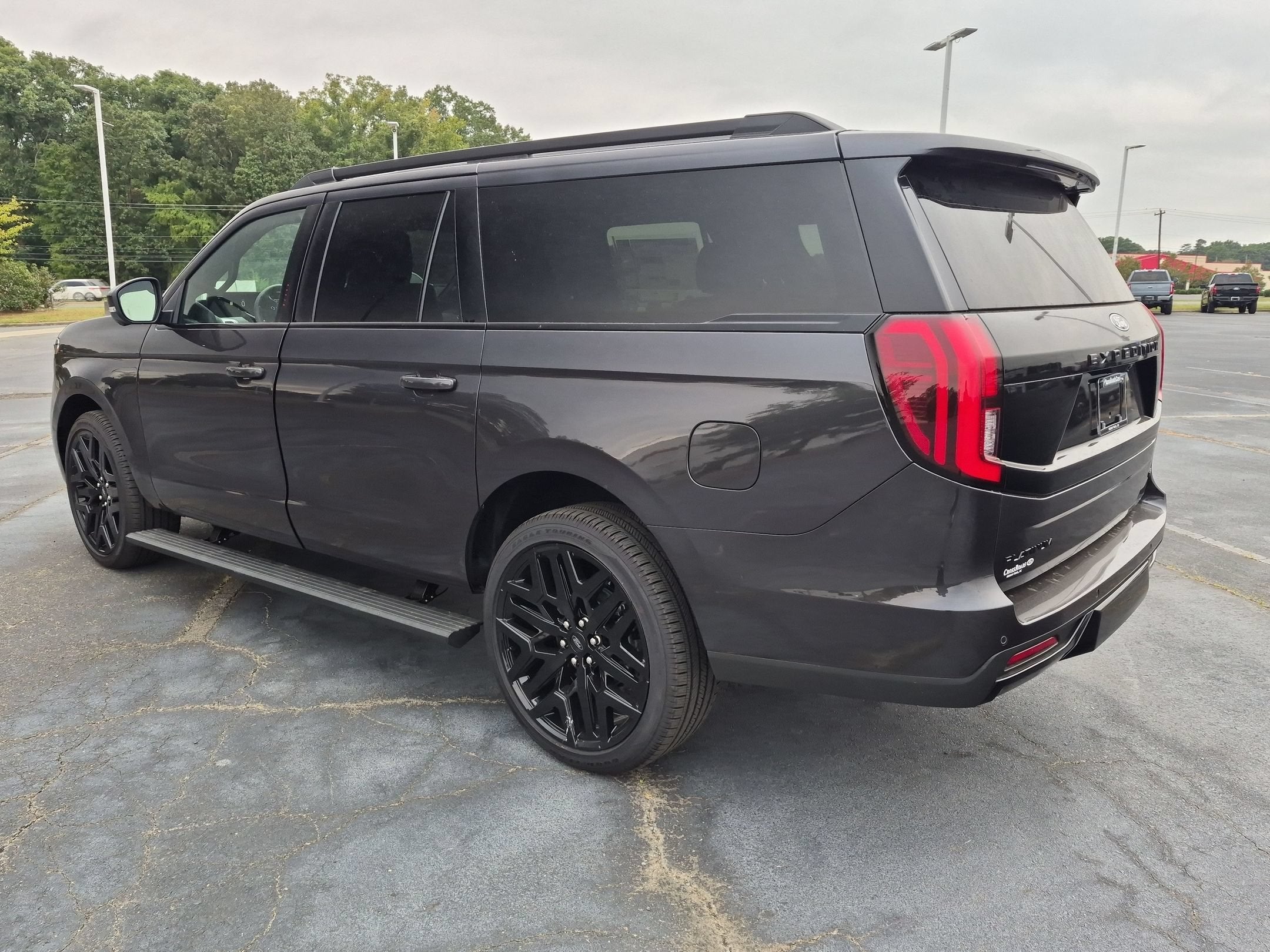 2027 Ford Expedition Max Platinum