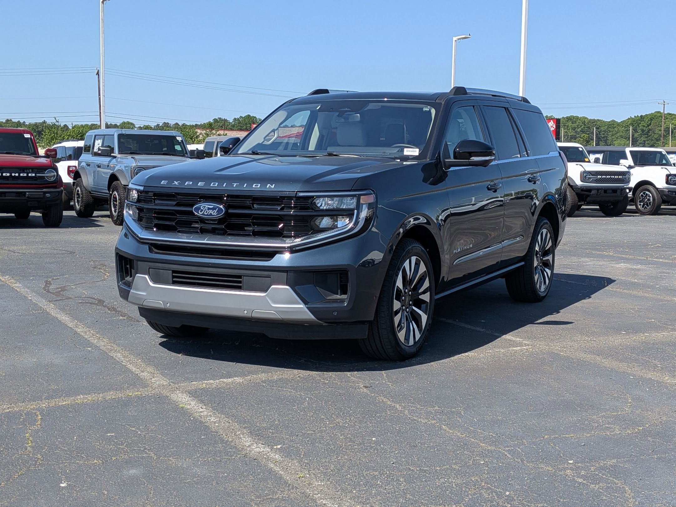 2025 Ford Expedition Platinum