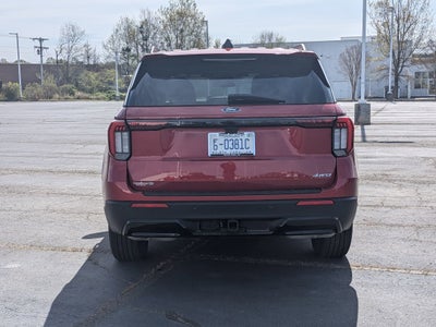 2025 Ford Explorer ST-Line