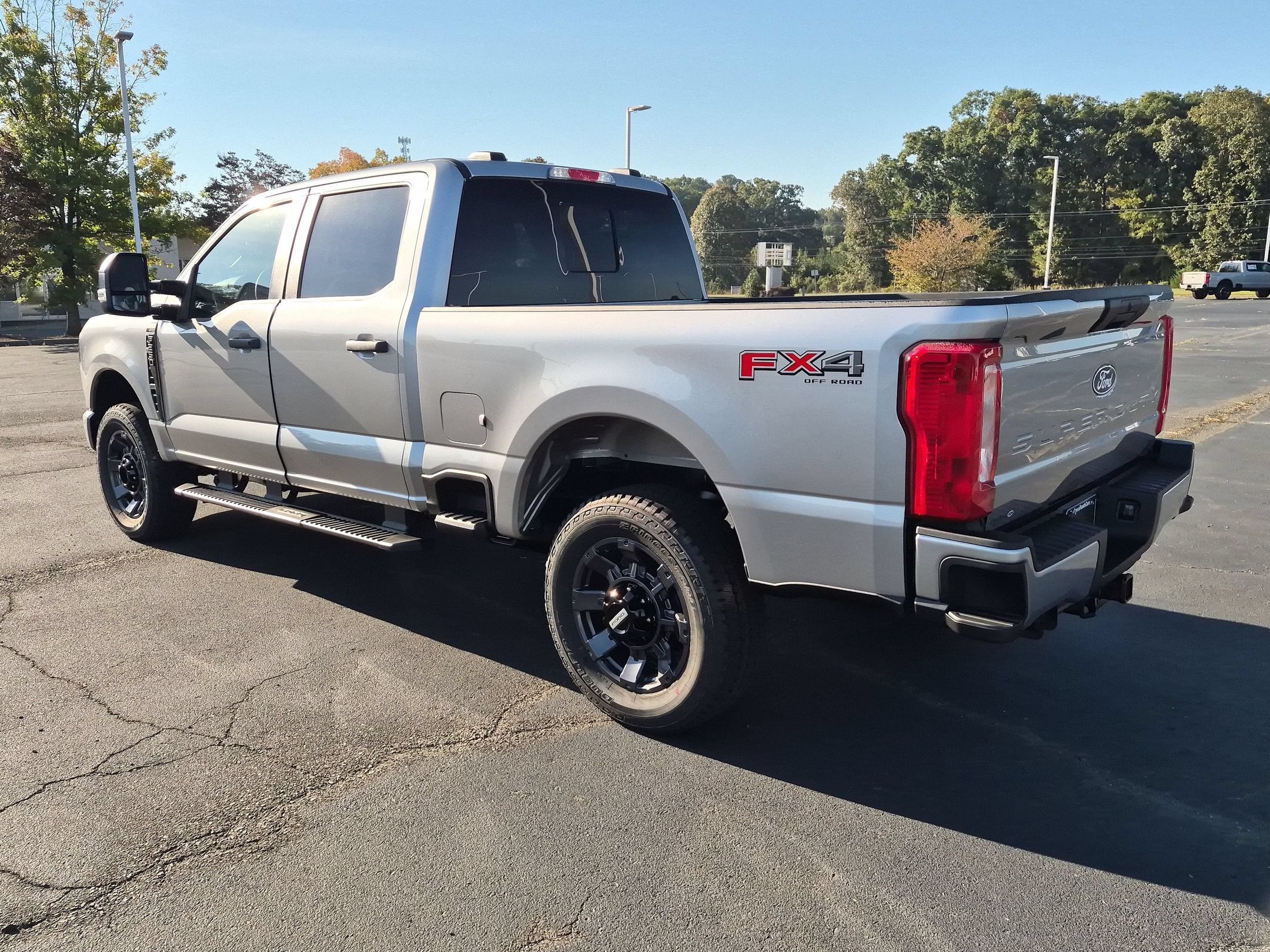 2027 Ford Super Duty F-250 SRW XL