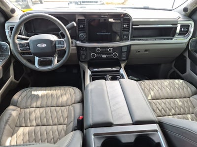 2026 Ford Super Duty F-250 SRW Platinum