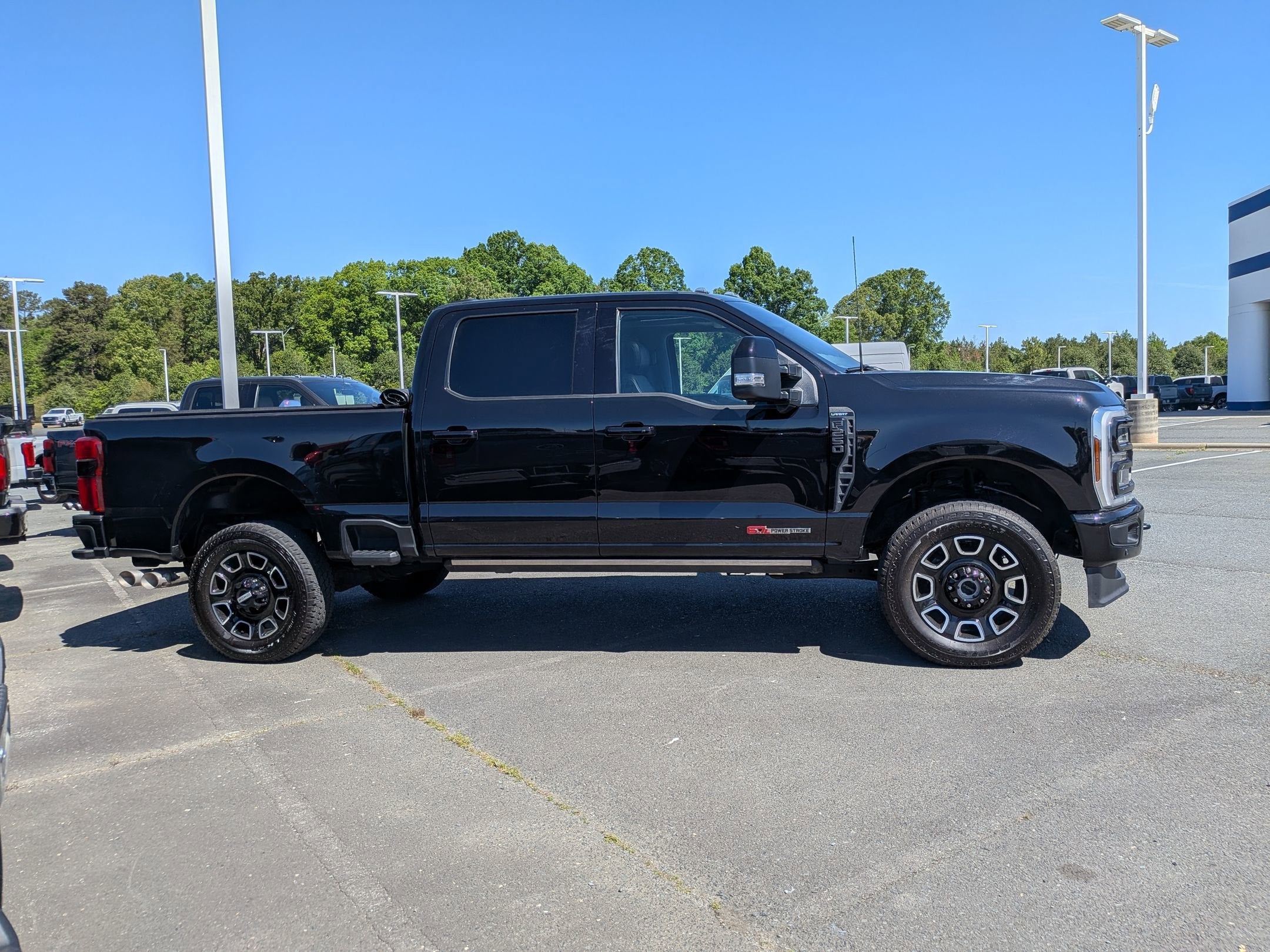 2025 Ford Super Duty F-250 SRW LARIAT