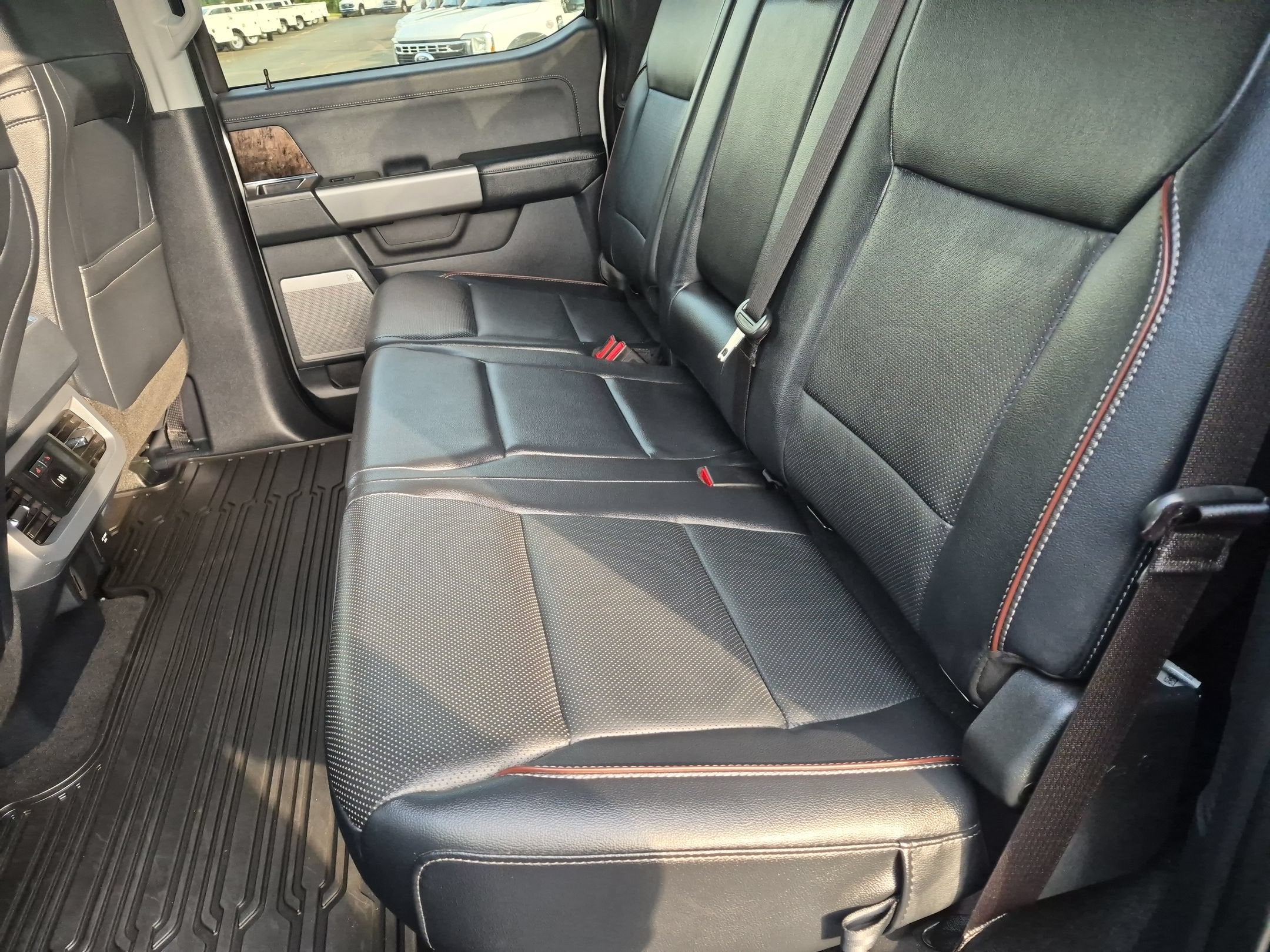2024 Ford Super Duty F-250 SRW LARIAT