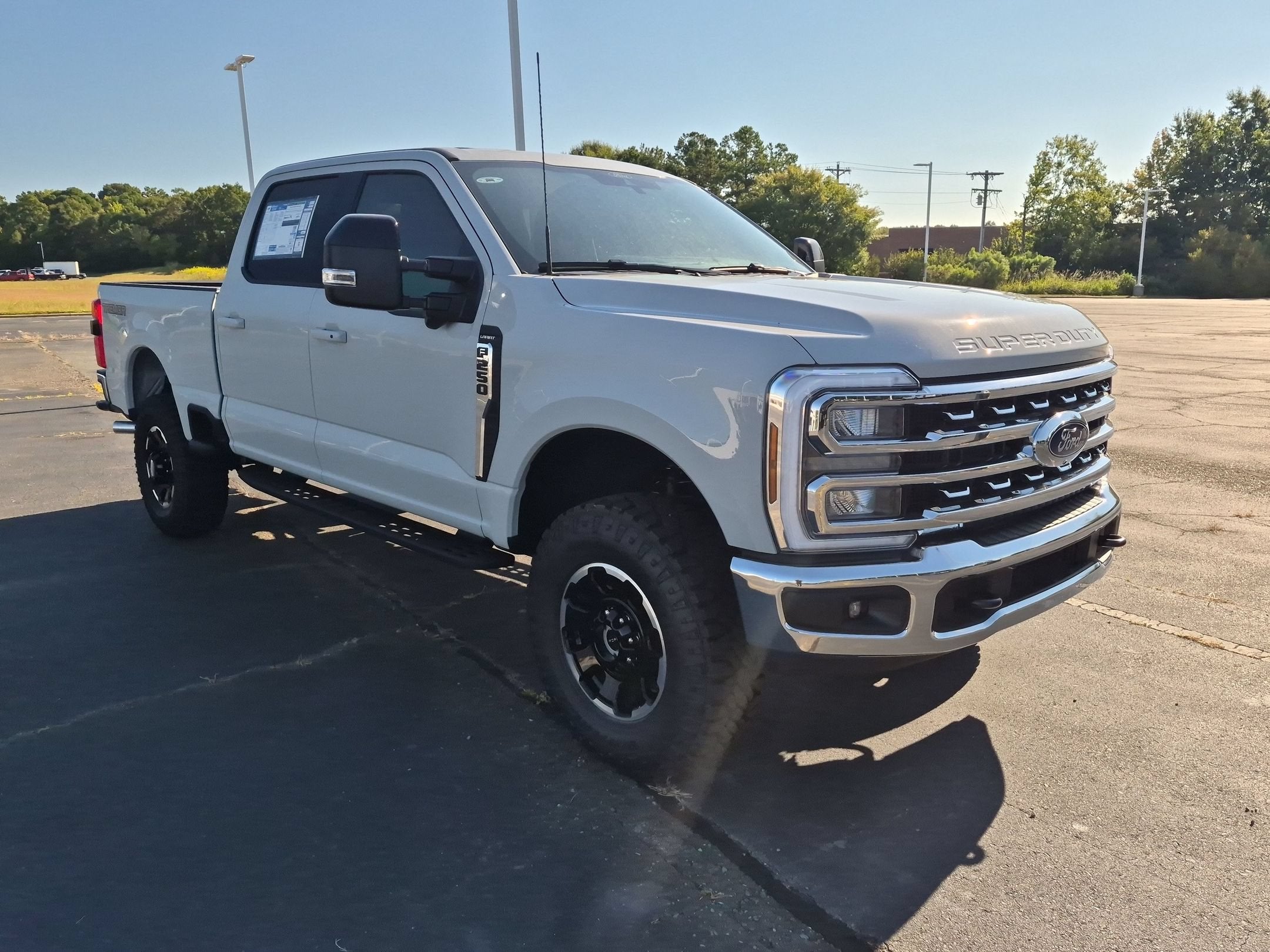 2026 Ford Super Duty F-250 SRW LARIAT