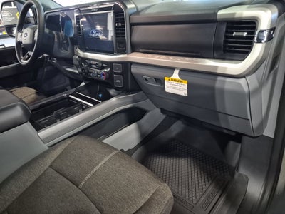 2027 Ford Super Duty F-250 SRW XLT