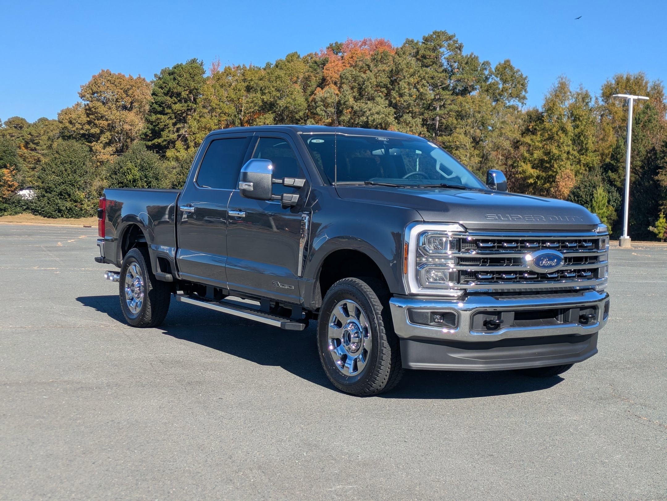 2026 Ford Super Duty F-250 SRW LARIAT