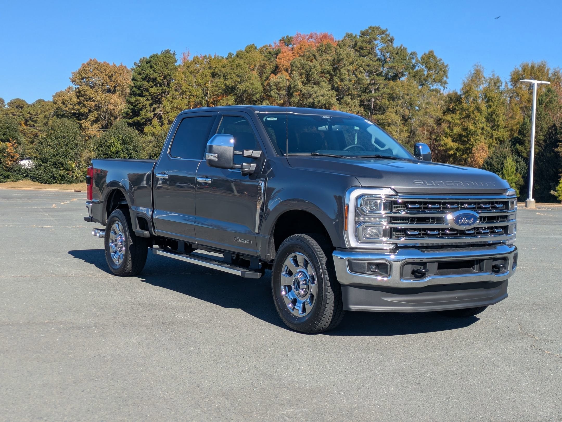 2026 Ford Super Duty F-250 SRW LARIAT