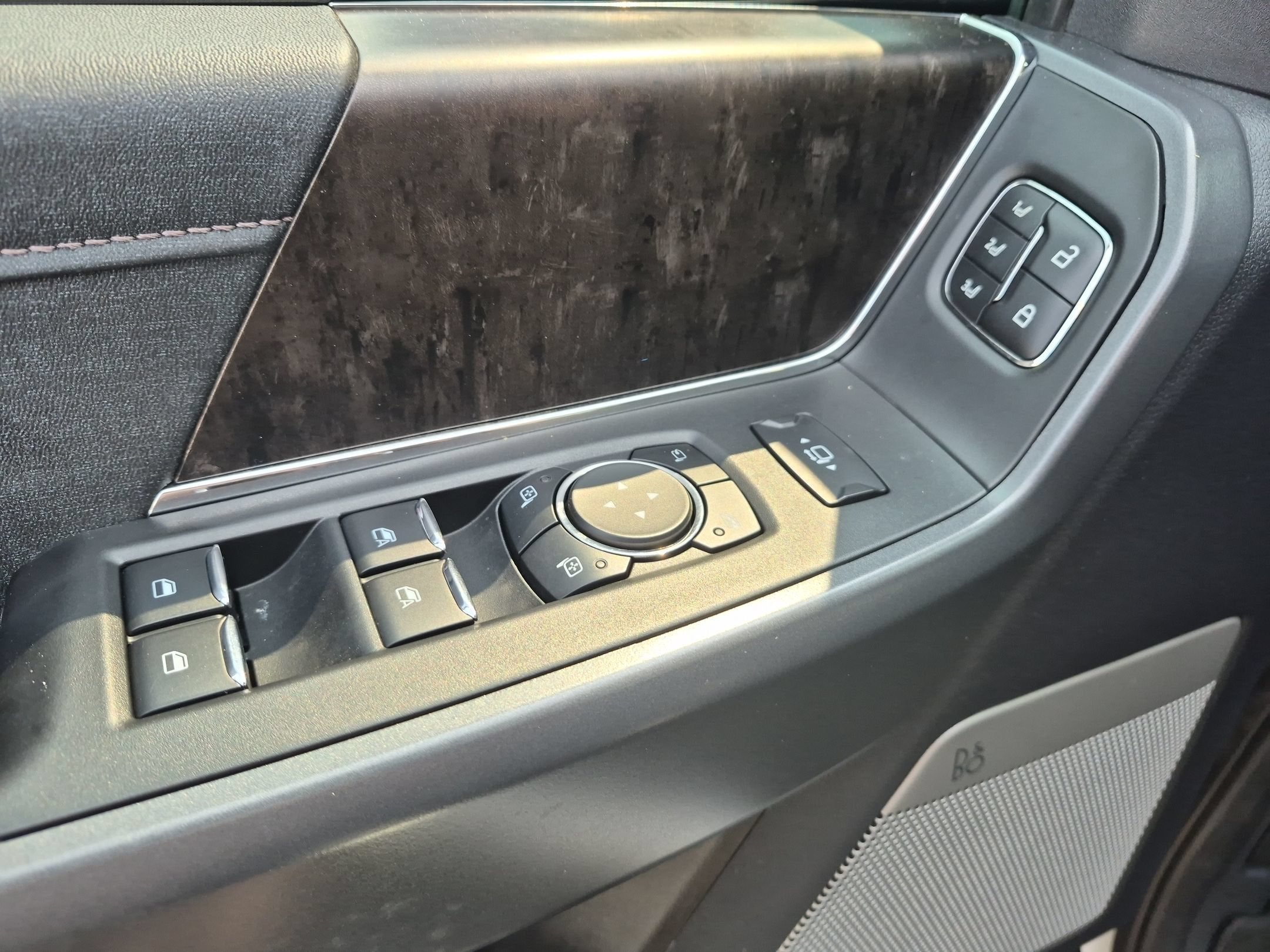 2023 Ford Super Duty F-350 SRW LARIAT