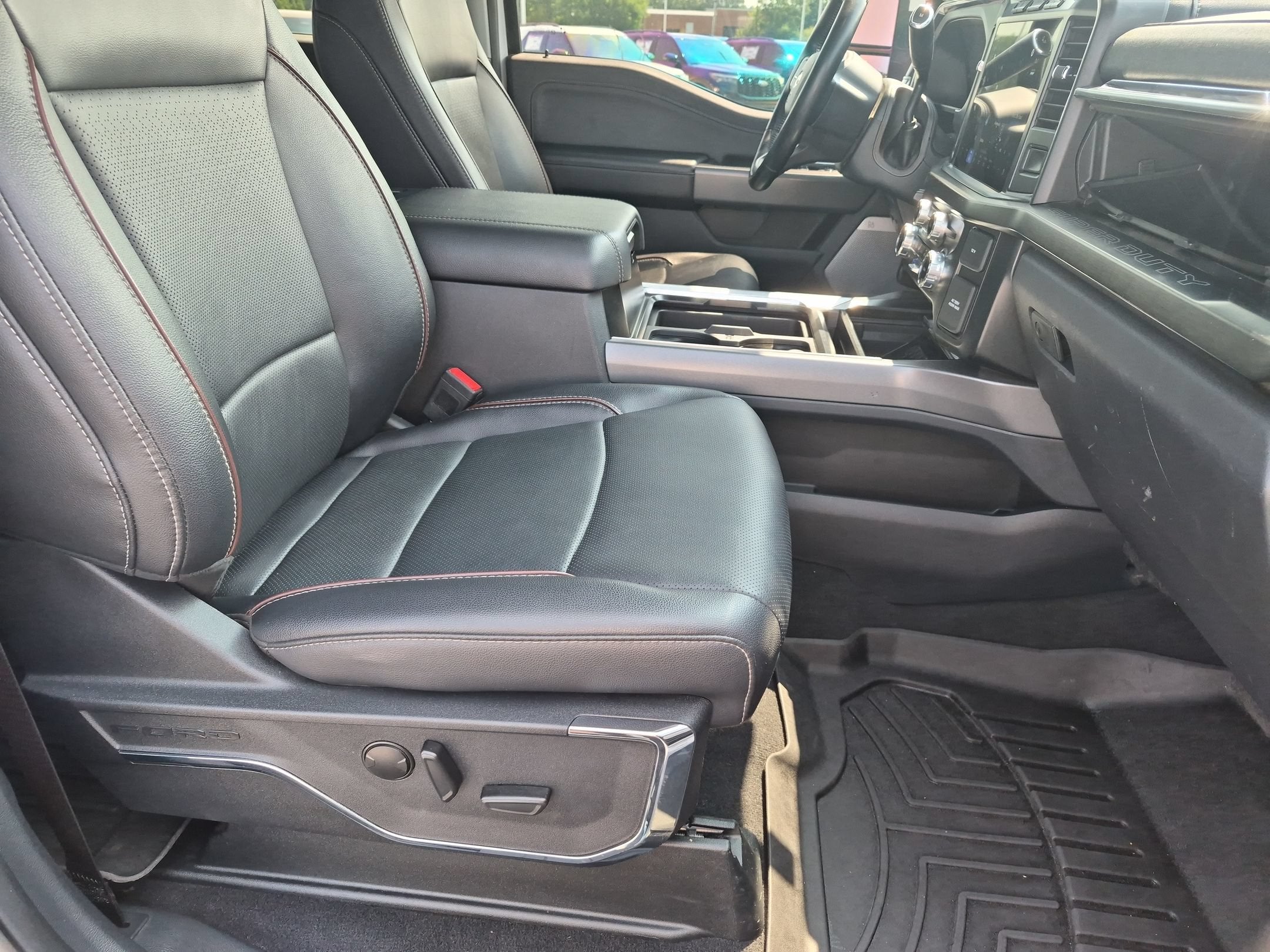 2023 Ford Super Duty F-350 SRW LARIAT