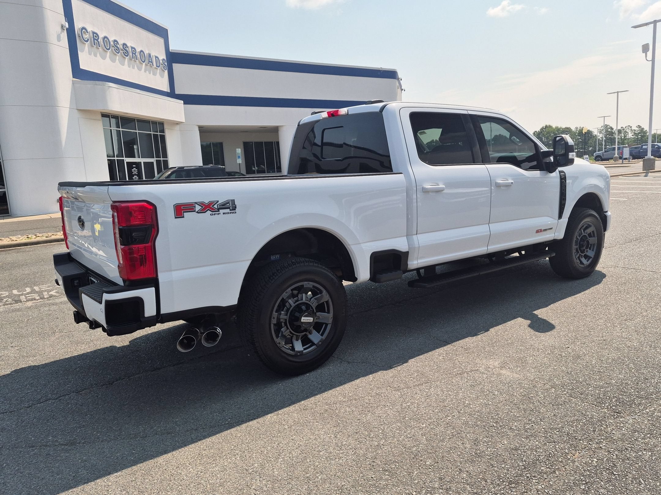 2023 Ford Super Duty F-350 SRW LARIAT