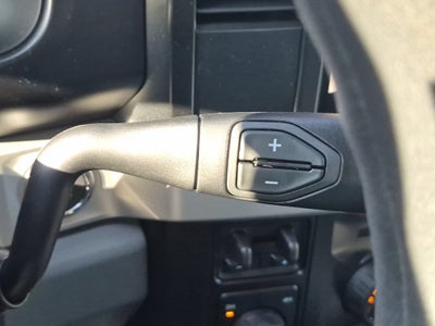 2027 Ford Super Duty F-350 SRW XLT