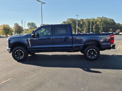2027 Ford Super Duty F-350 SRW XLT