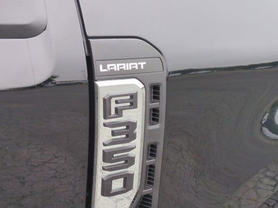 2026 Ford Super Duty F-350 SRW LARIAT