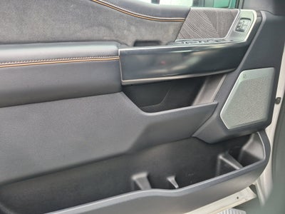 2023 Ford Super Duty F-350 SRW Platinum