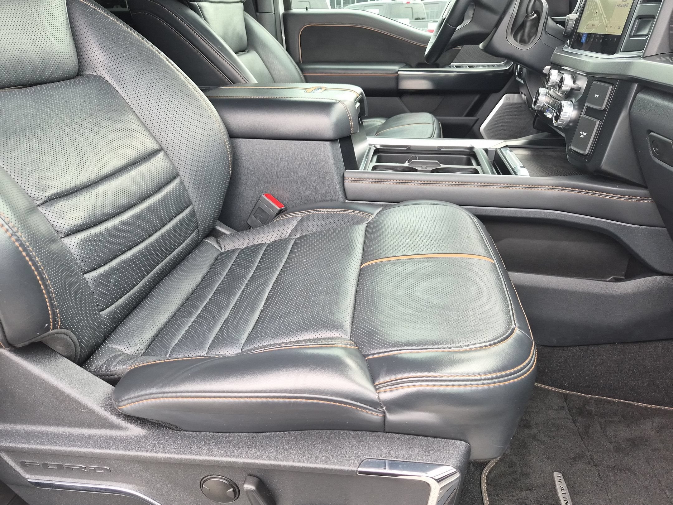 2023 Ford Super Duty F-350 SRW Platinum