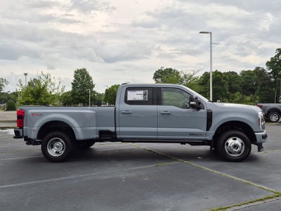 2026 Ford Super Duty F-350 DRW Platinum