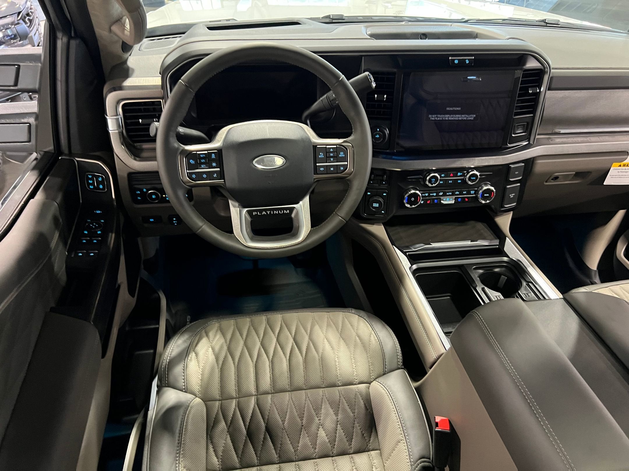 2026 Ford Super Duty F-450 DRW Platinum