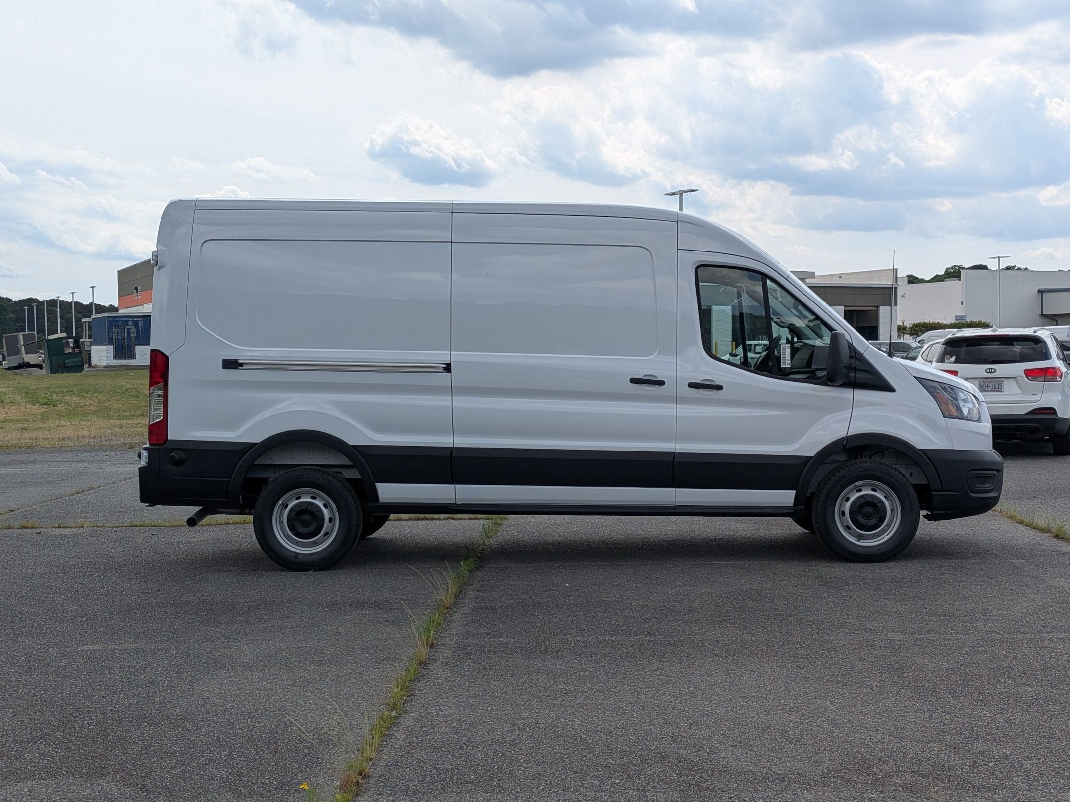 2026 Ford Transit Cargo Van Base
