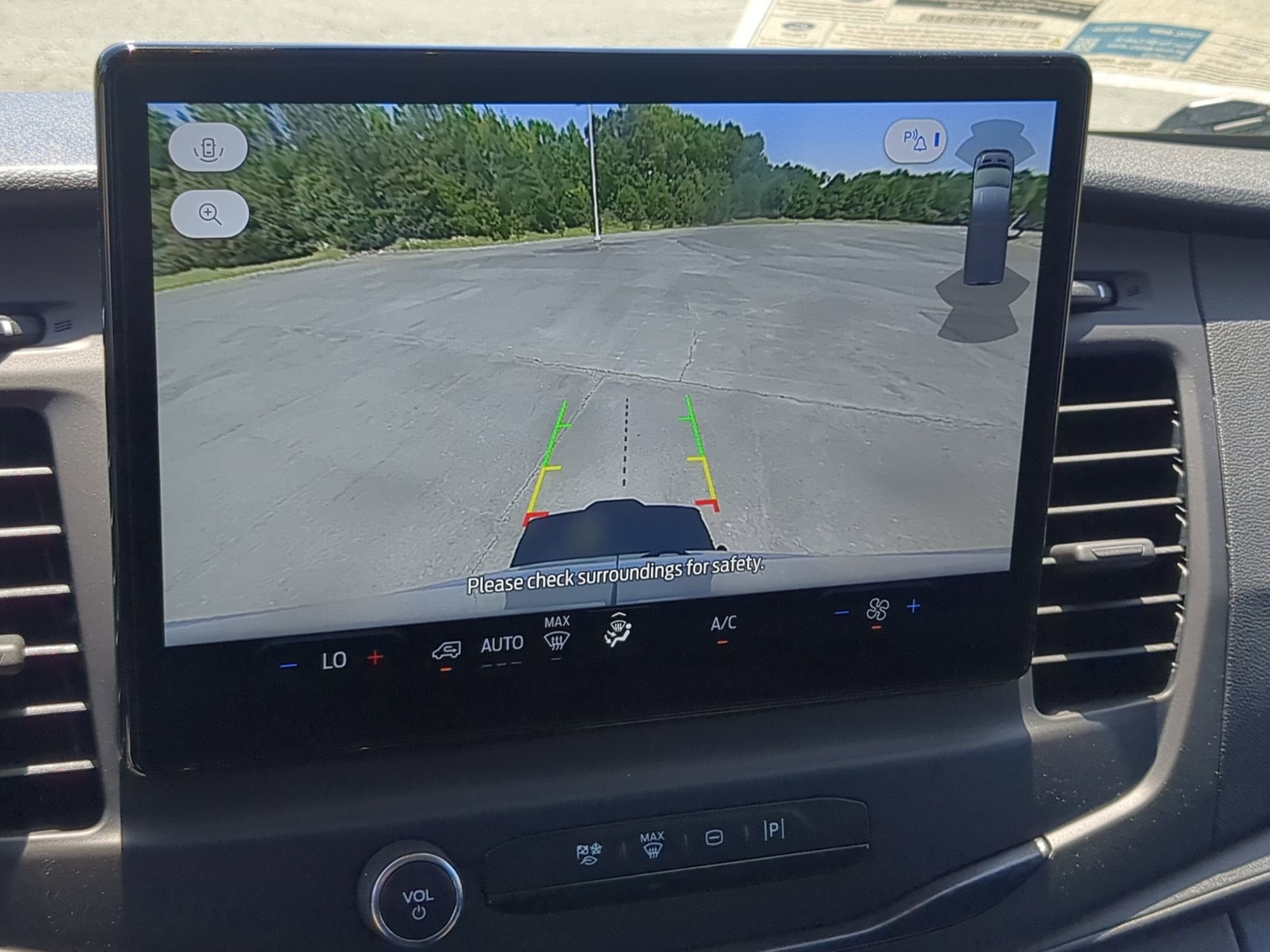 2026 Ford Transit Cargo Van Base
